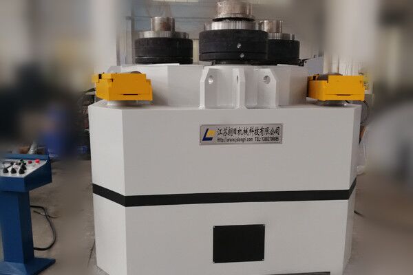 關(guān)于型材彎曲機(jī)，這些注意事項(xiàng)不可忽視